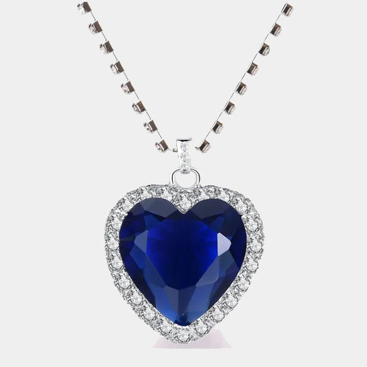 Heart of the Ocean blue necklace