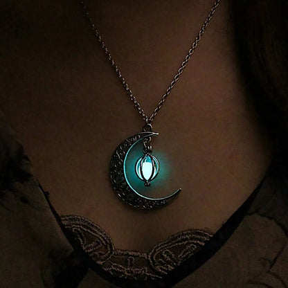 Vintage Moon Glowing Necklace