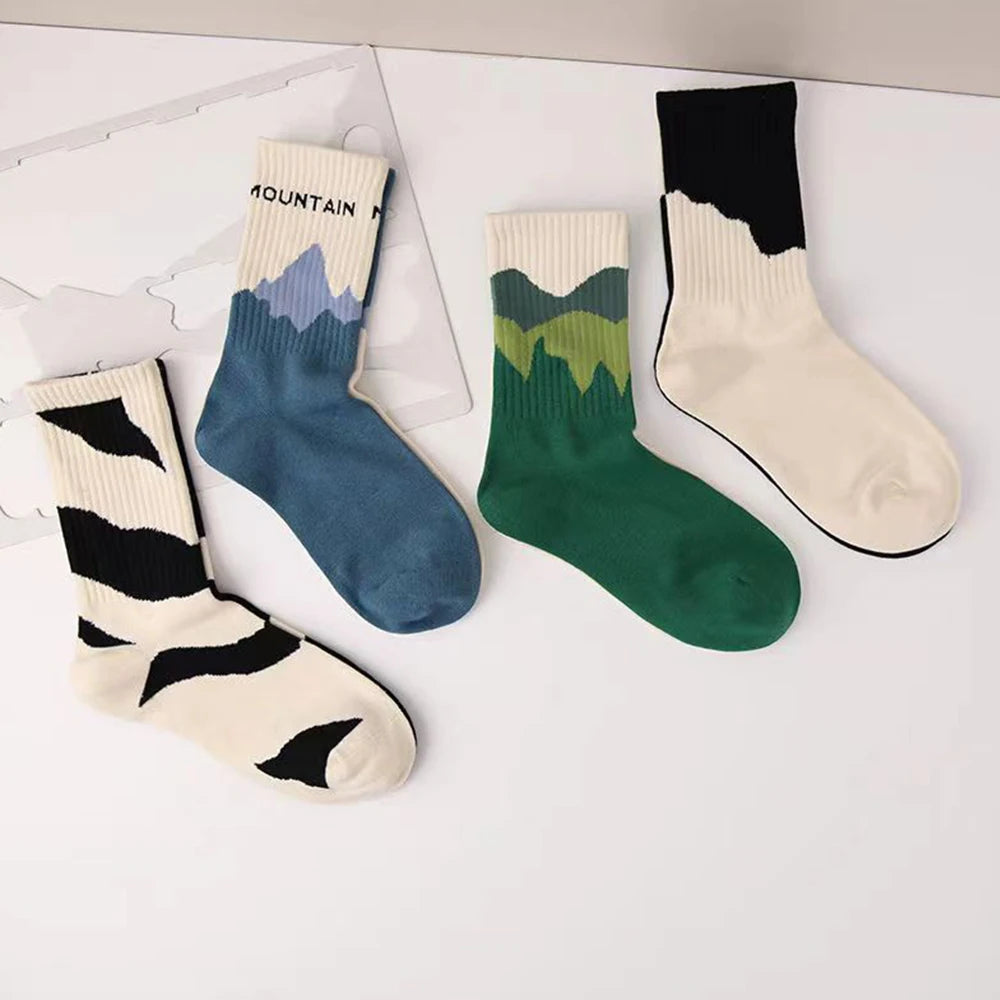 Asymmetrical AB sports socks