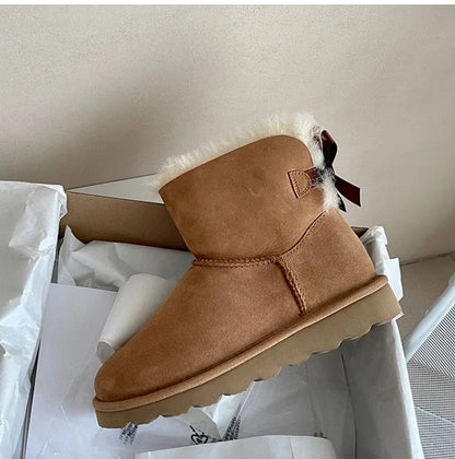 Ribbon suede snow boots
