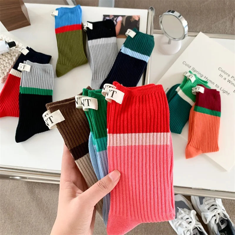 Color matching vertical striped socks for women
